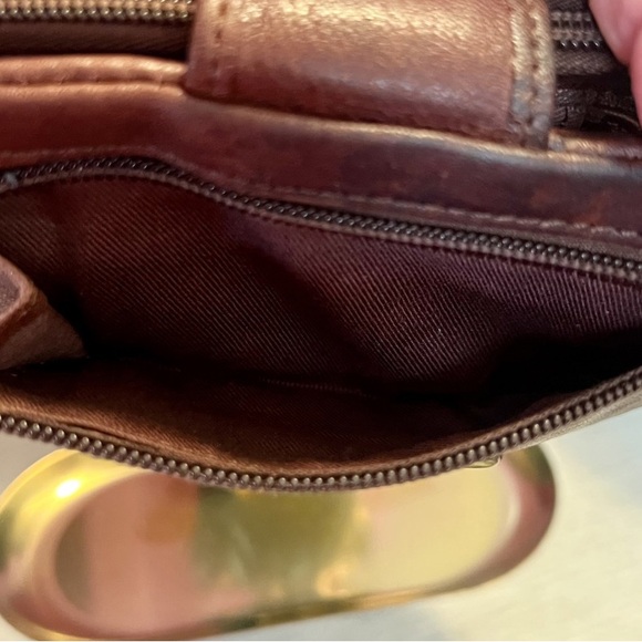 Fossil "Long Live Vintage" Brown Leather Bifold Wallet - Iconic Key Detail - Picture 5 of 6